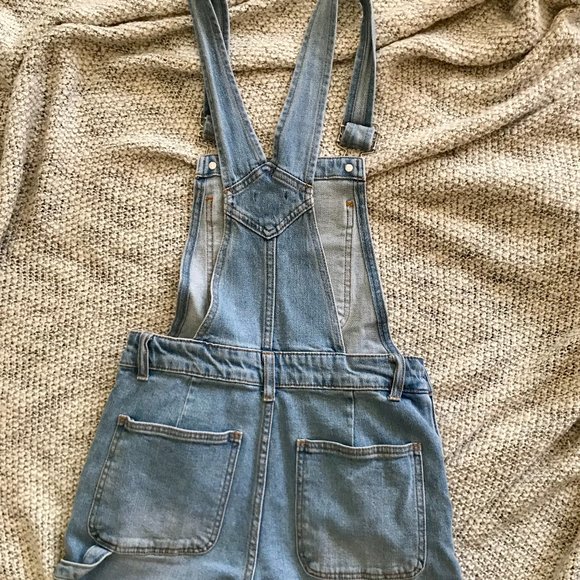 Denim Shorts Overalls - Picture 2 of 4